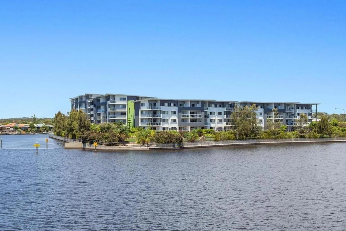 Broadwater On The Peninsula Aparthotel Kawana Waters